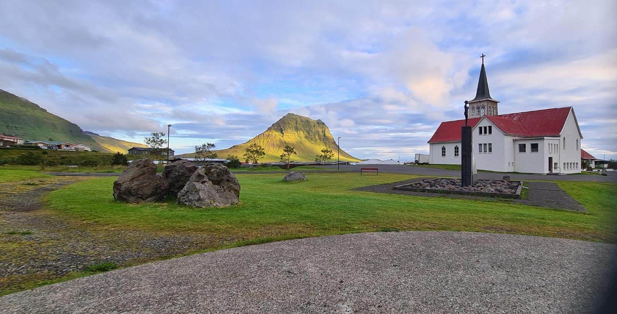 Bjarg Apartments Grundarfjordur Exterior foto